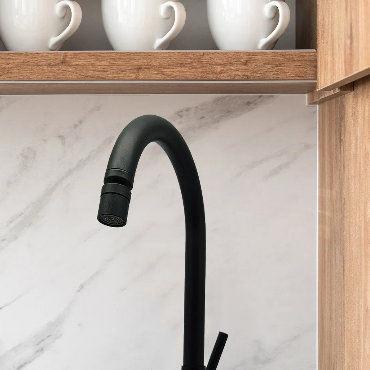 Santa 360 Derece Oynar Başlıklı Çubuk Kol Mutfak Evye Bataryası Siyah